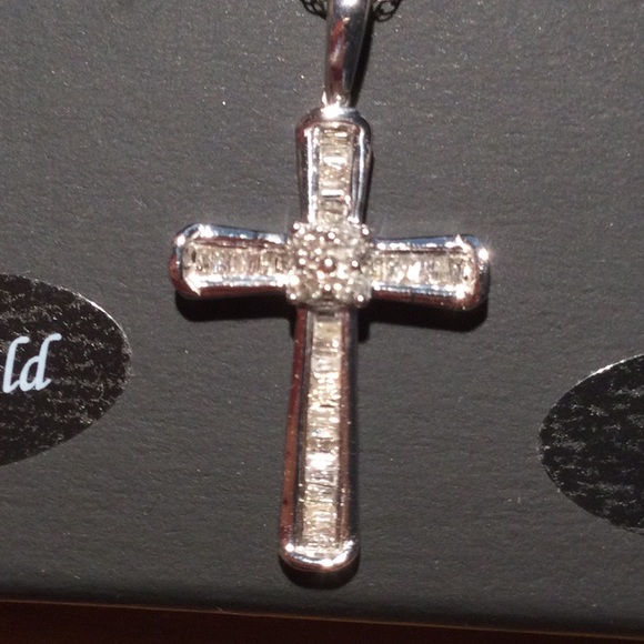 R.H. Macy & Co.  Jewelry  K Gold Diamond Cross Pendant Necklace 